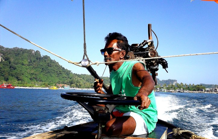 231 KO PHI PHI - RETOUCHER